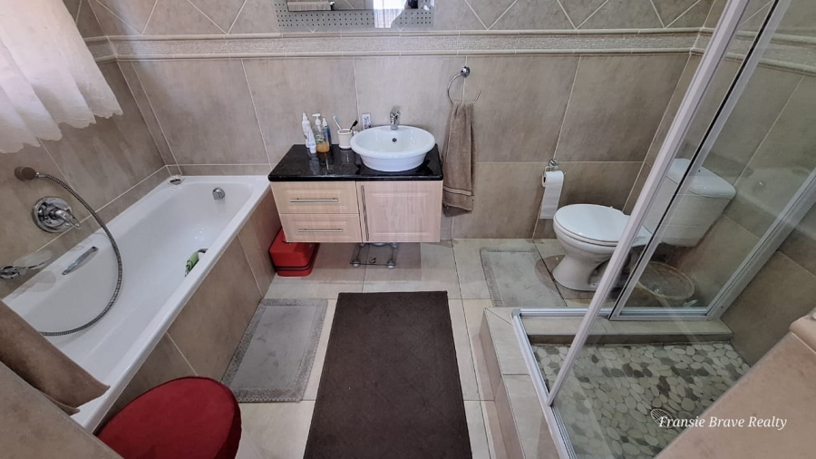 3 Bedroom Property for Sale in Hartenbos Central Western Cape